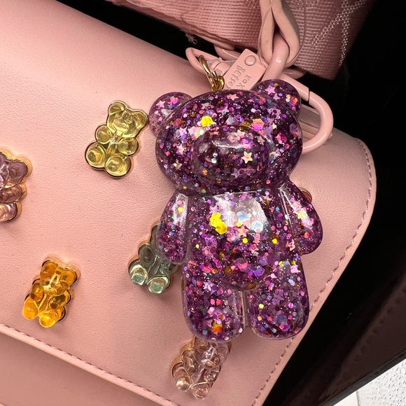 NWT Betsey Johnson Blush Handbag with Glitter Bear Charm “Gummy Bear” - Picture 2 of 4